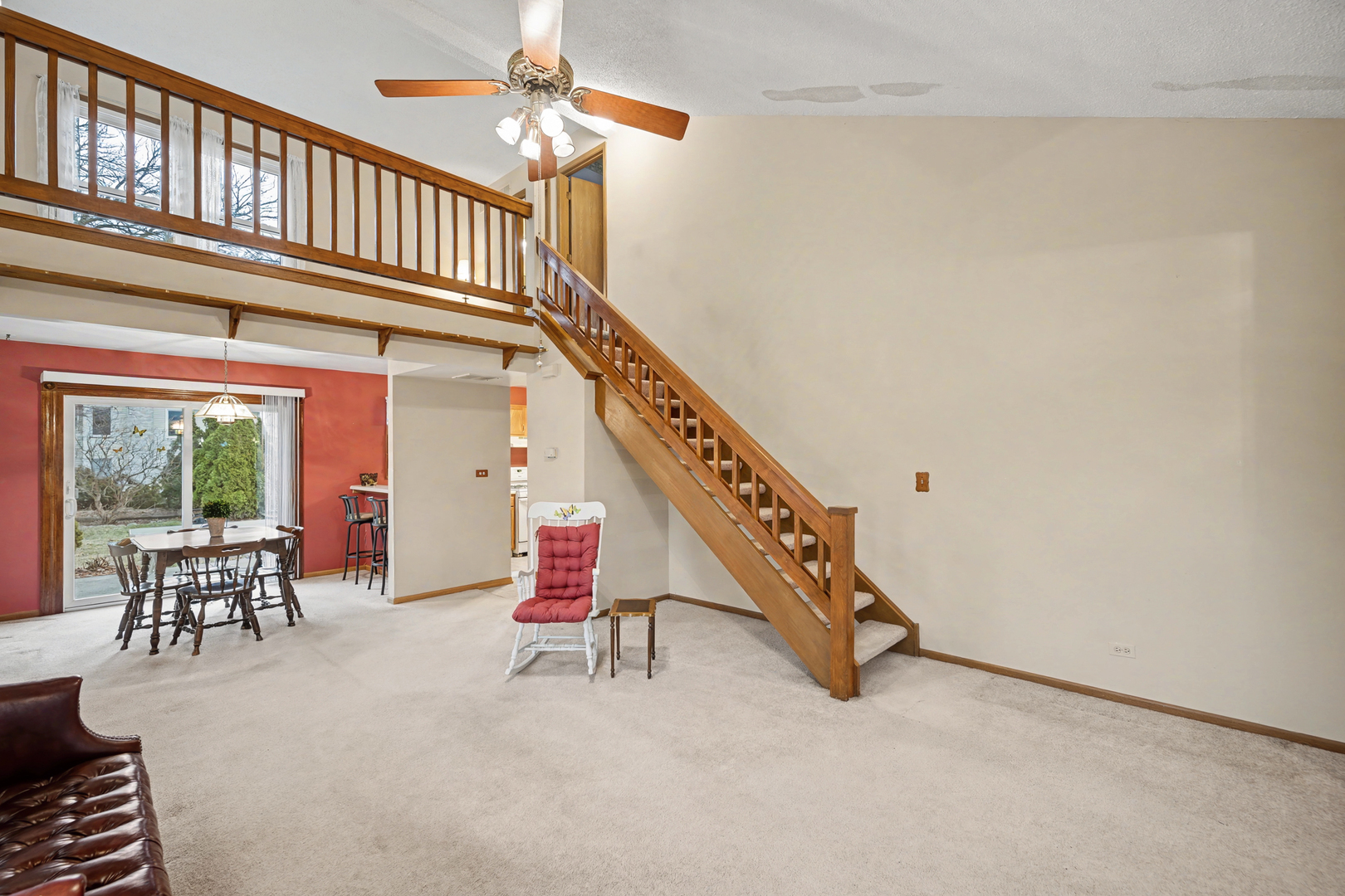 357 Cedar Court, Carol Stream, IL 60188