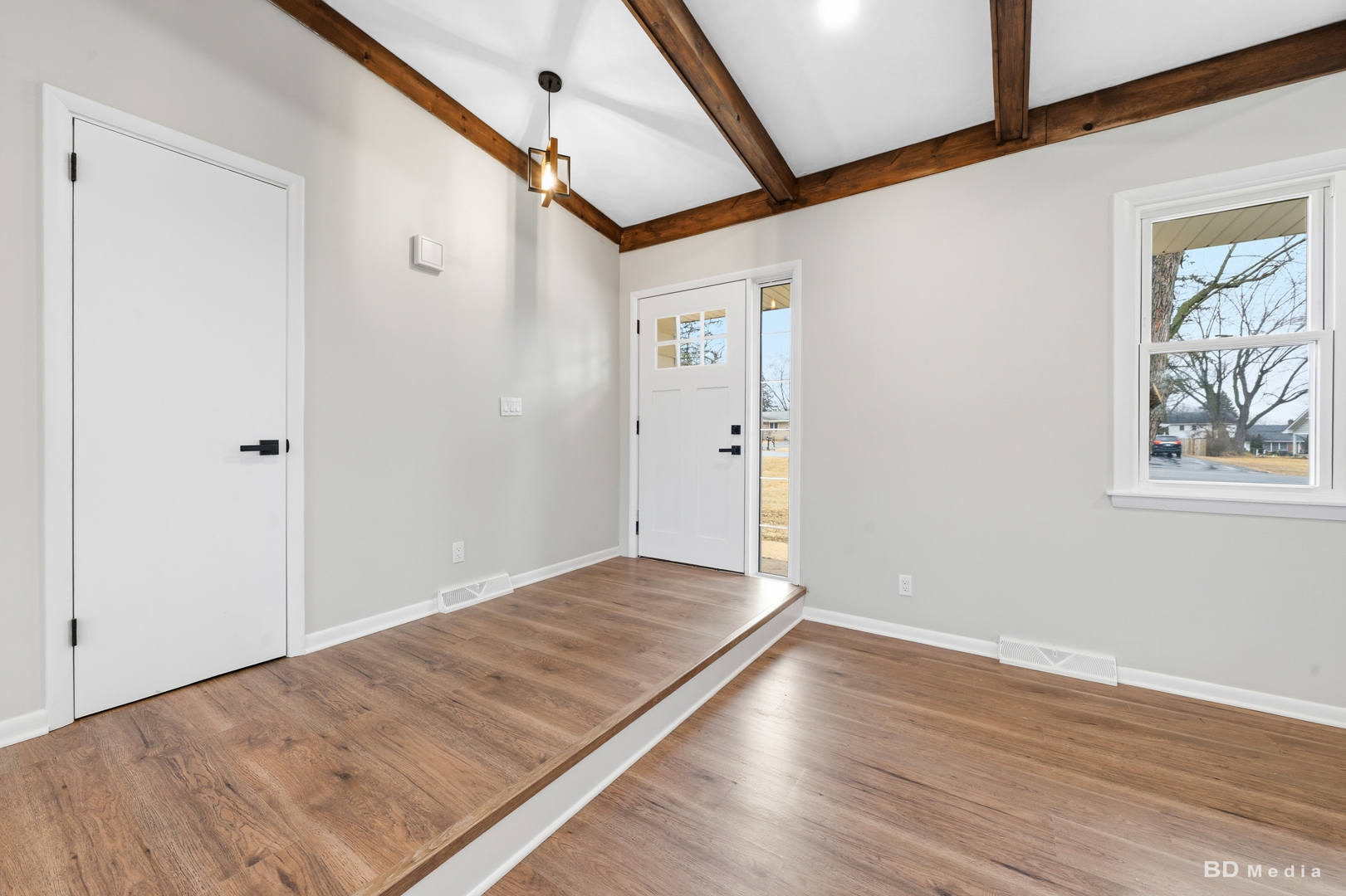 1018 Cassie Drive, Joliet, IL 60435