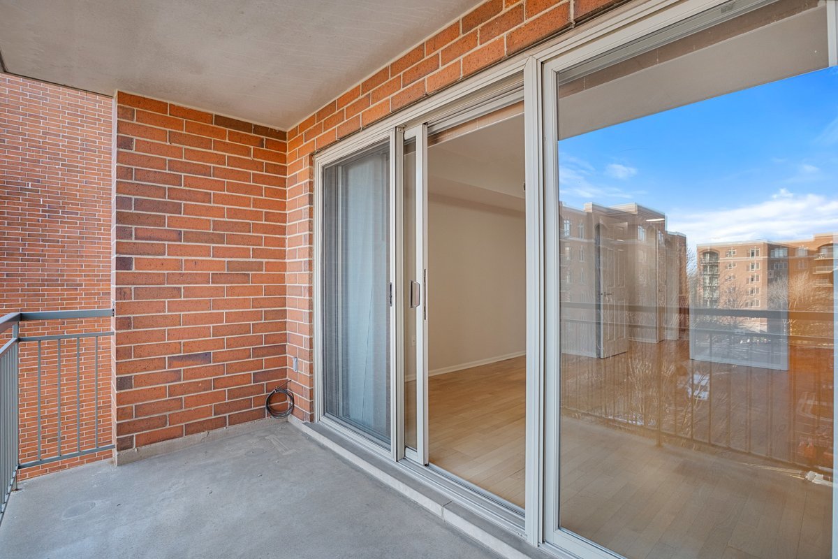 390 S Western Avenue #502, Des Plaines, IL 60016