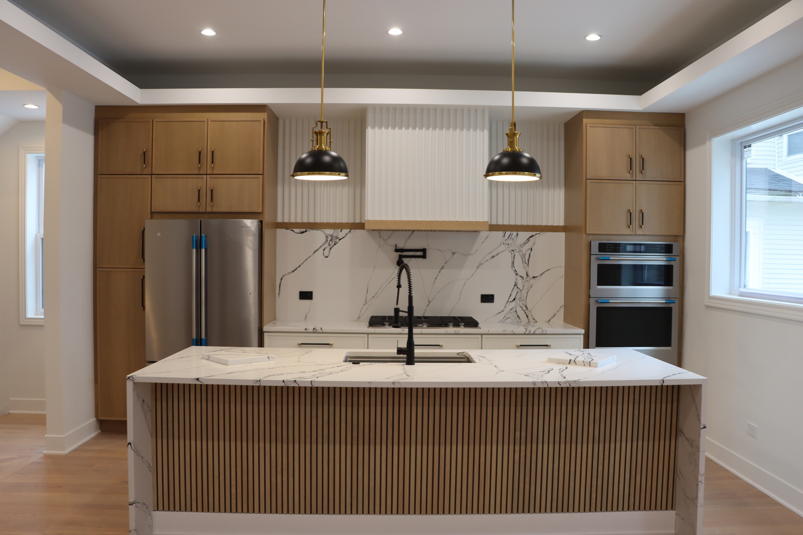 10009 S Beverly Avenue, Chicago, IL 60643