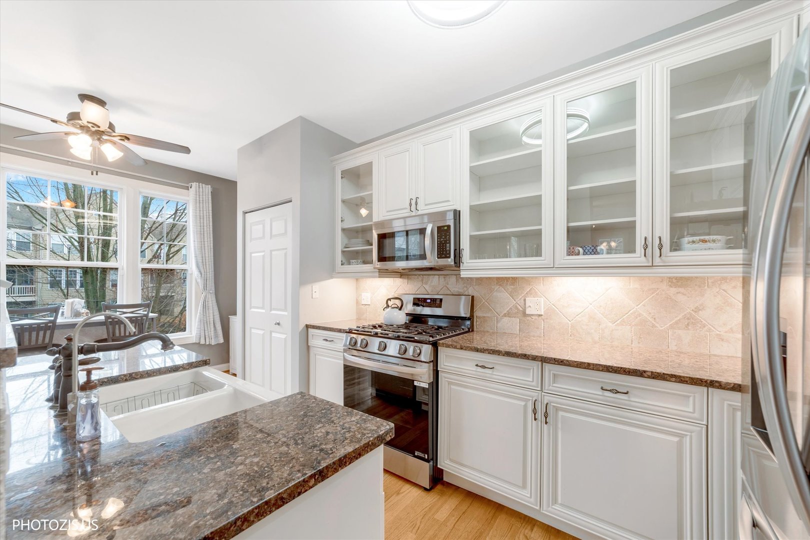 365 Lake Avenue #C, Wauconda, IL 60084