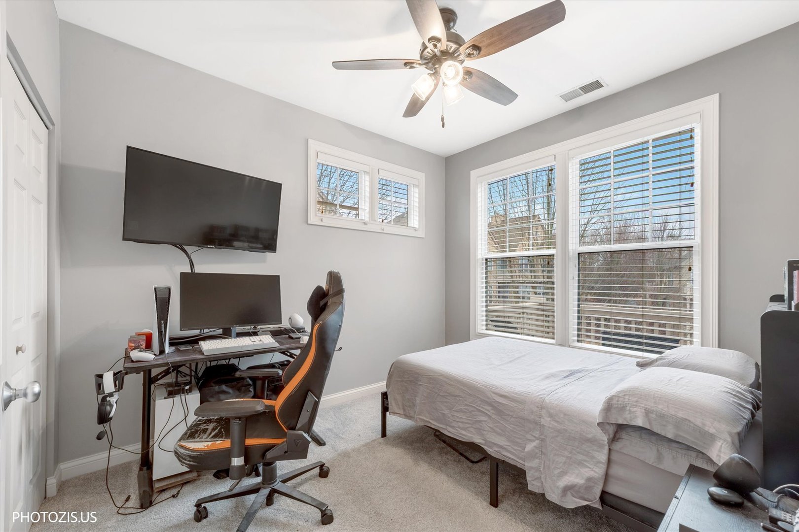 365 Lake Avenue #C, Wauconda, IL 60084