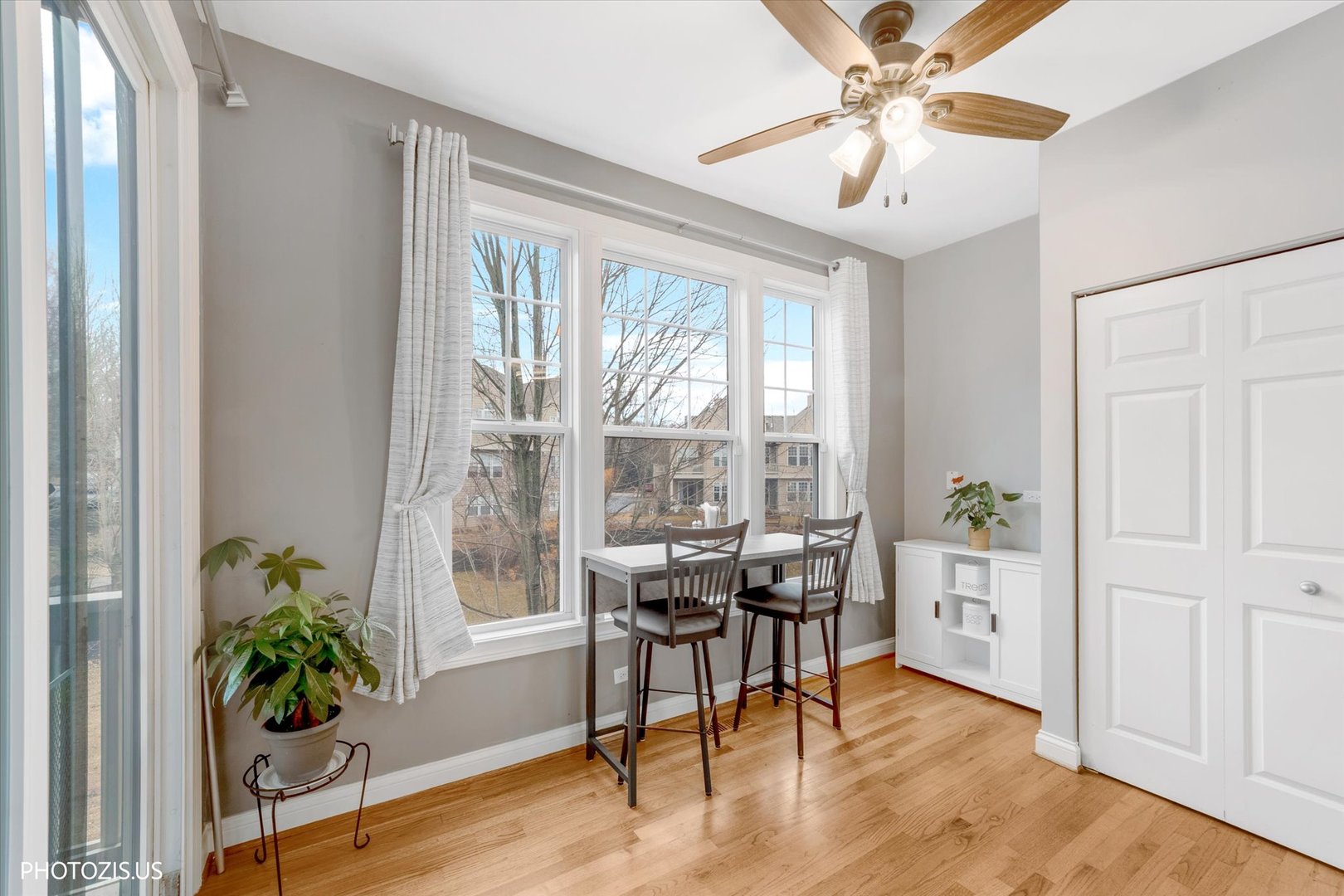 365 Lake Avenue #C, Wauconda, IL 60084