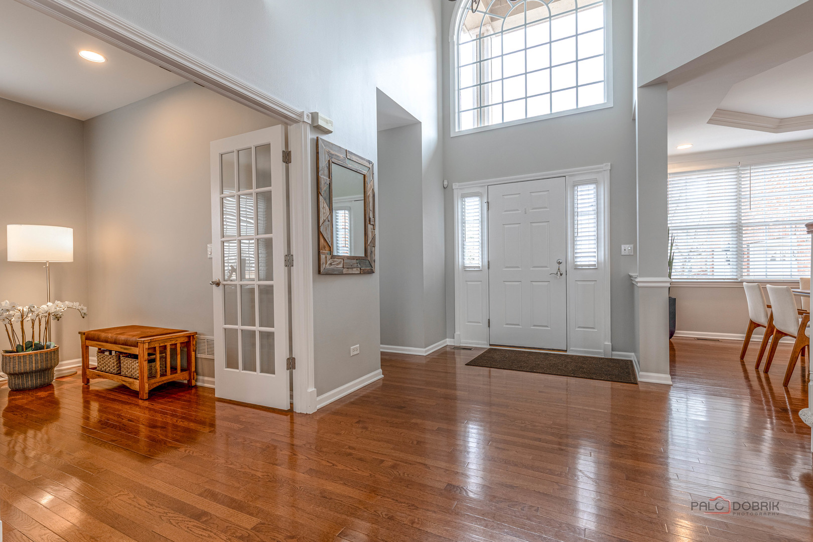 17 Tournament Drive, Hawthorn Woods, IL 60047