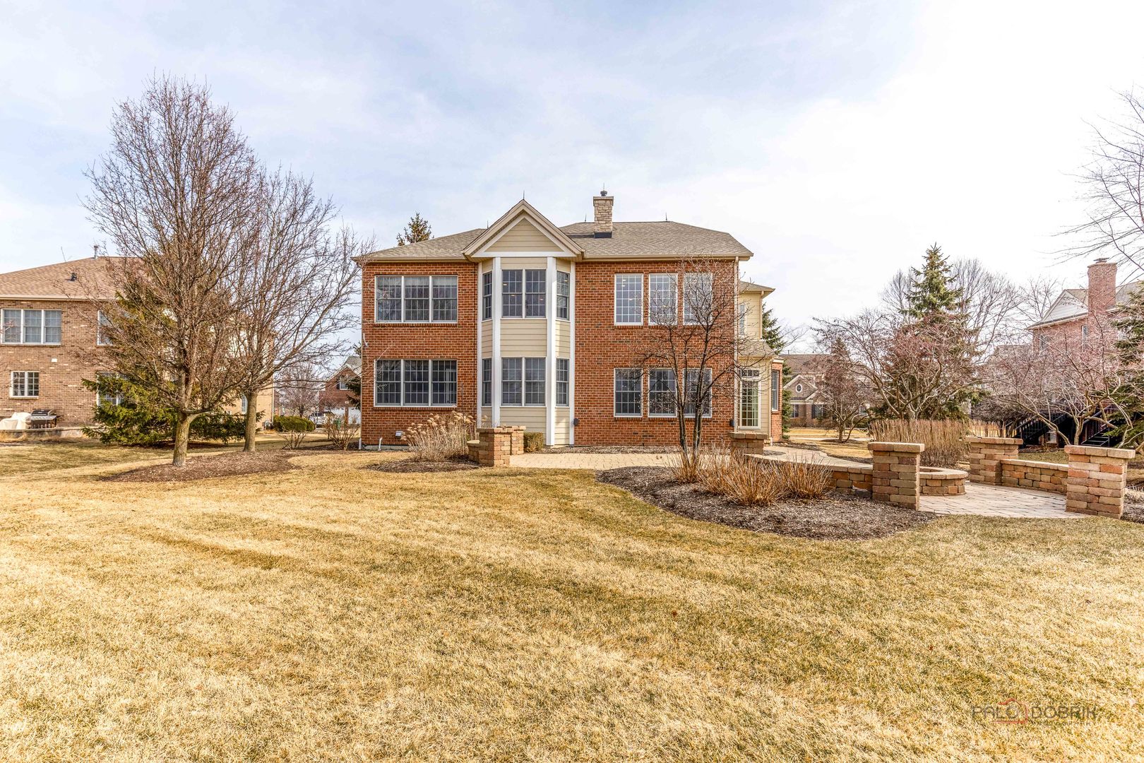 17 Tournament Drive, Hawthorn Woods, IL 60047