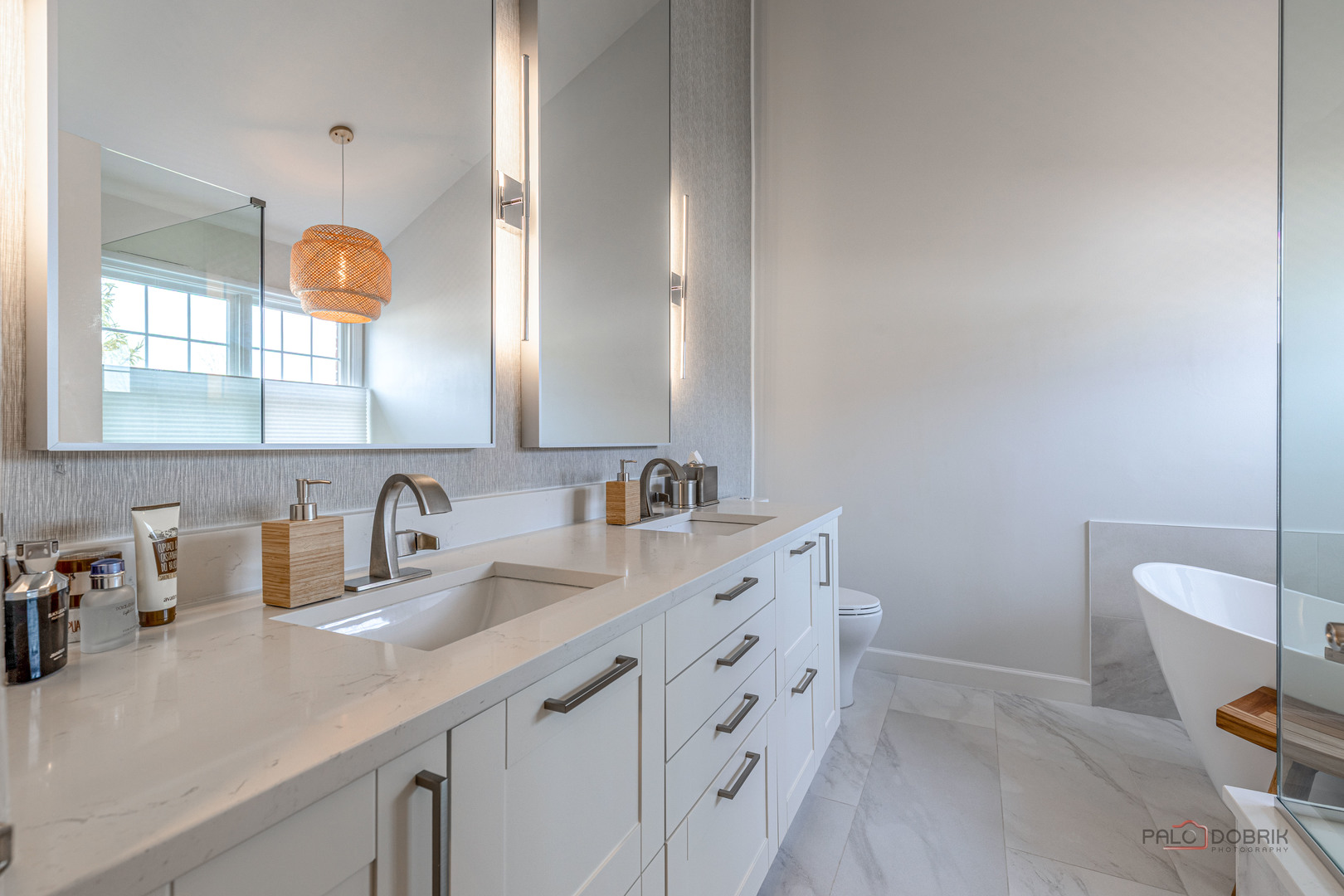 17 Tournament Drive, Hawthorn Woods, IL 60047