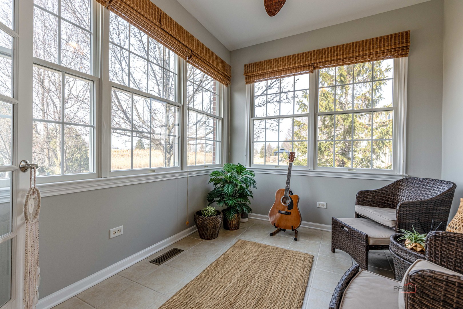 17 Tournament Drive, Hawthorn Woods, IL 60047