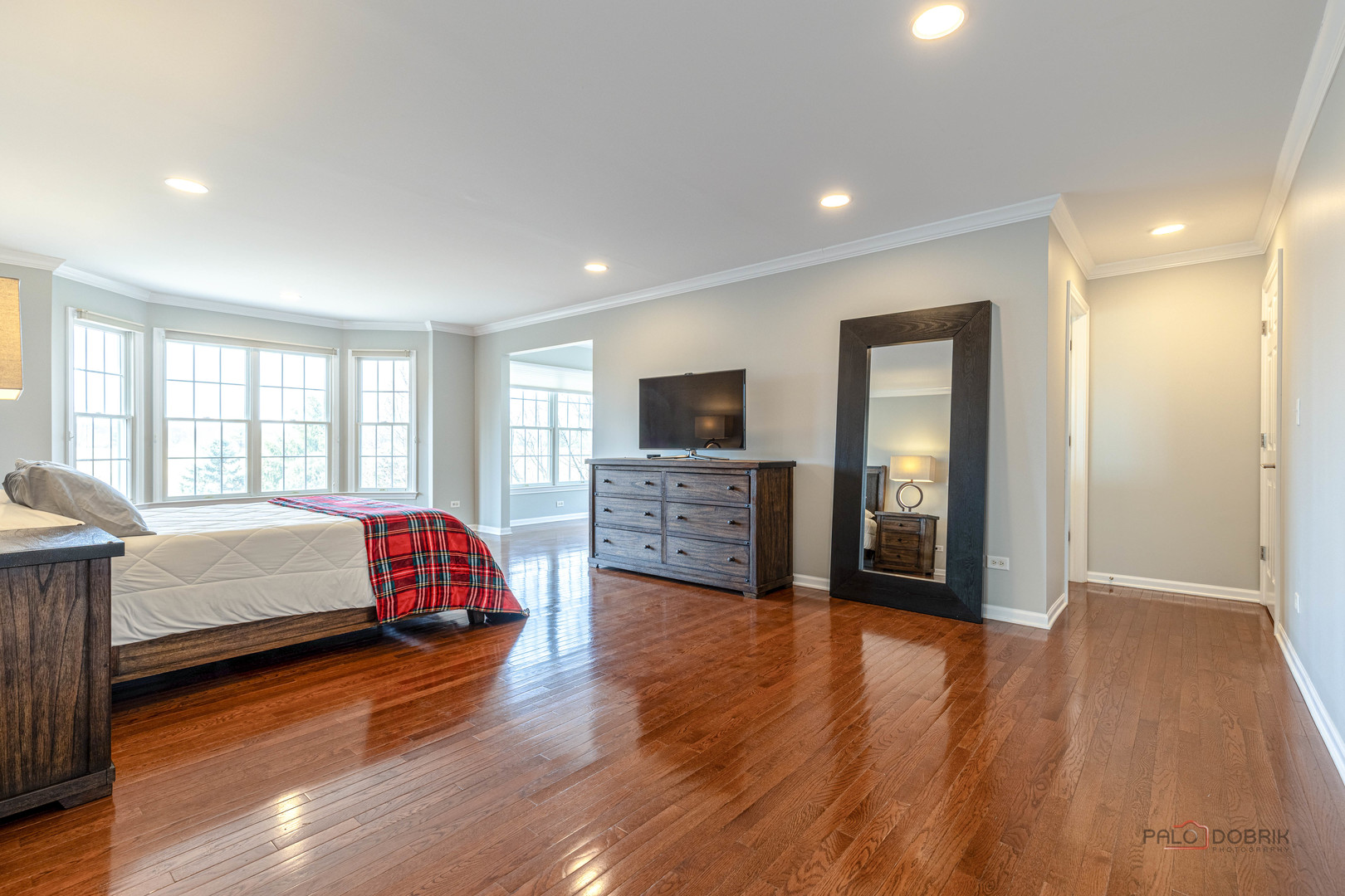 17 Tournament Drive, Hawthorn Woods, IL 60047