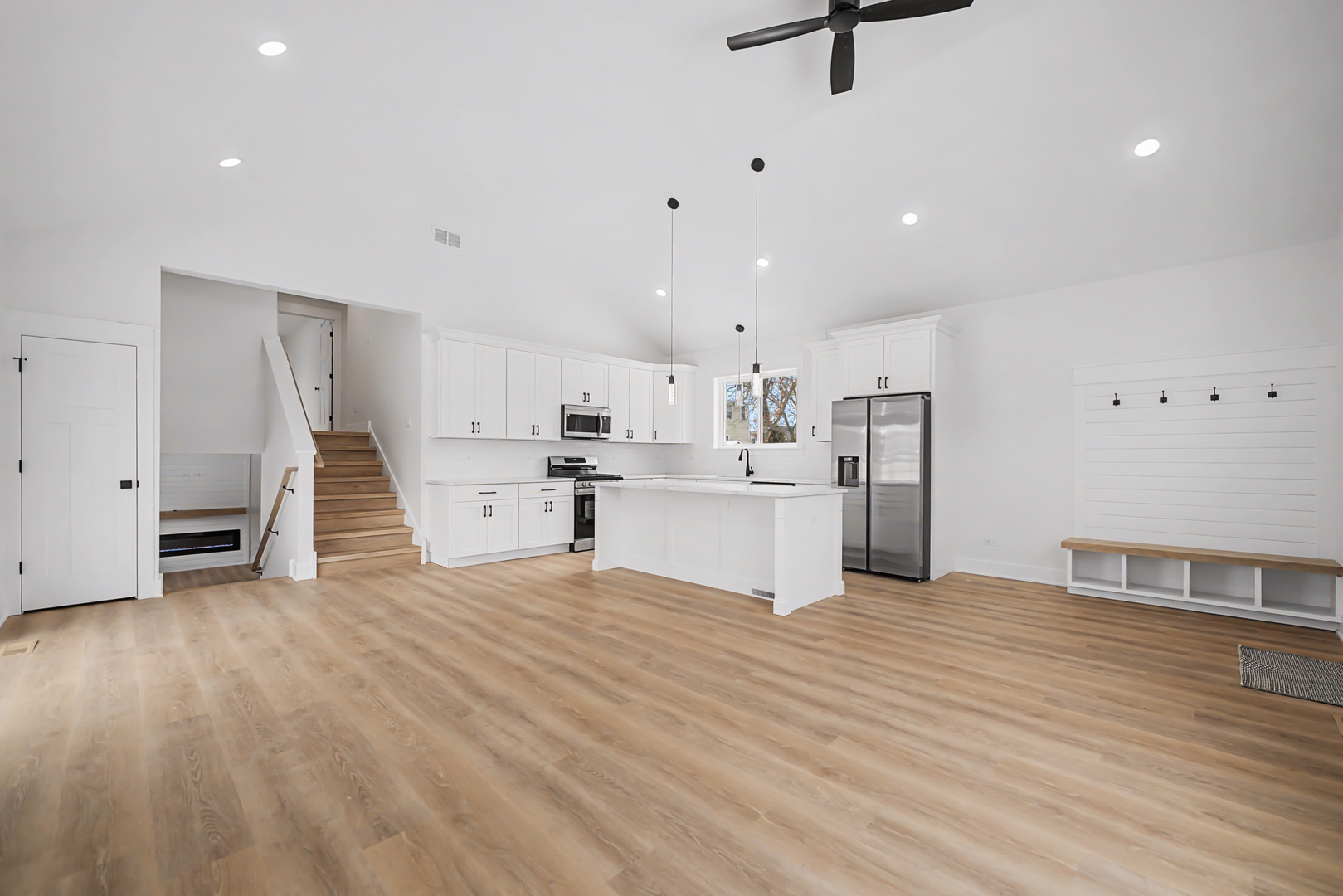 4147 Amelia Avenue, Lyons, IL 60534