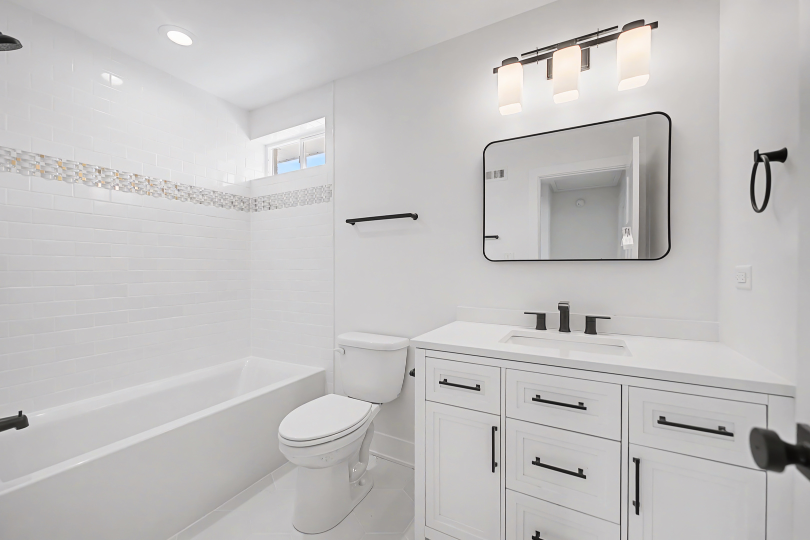 4147 Amelia Avenue, Lyons, IL 60534