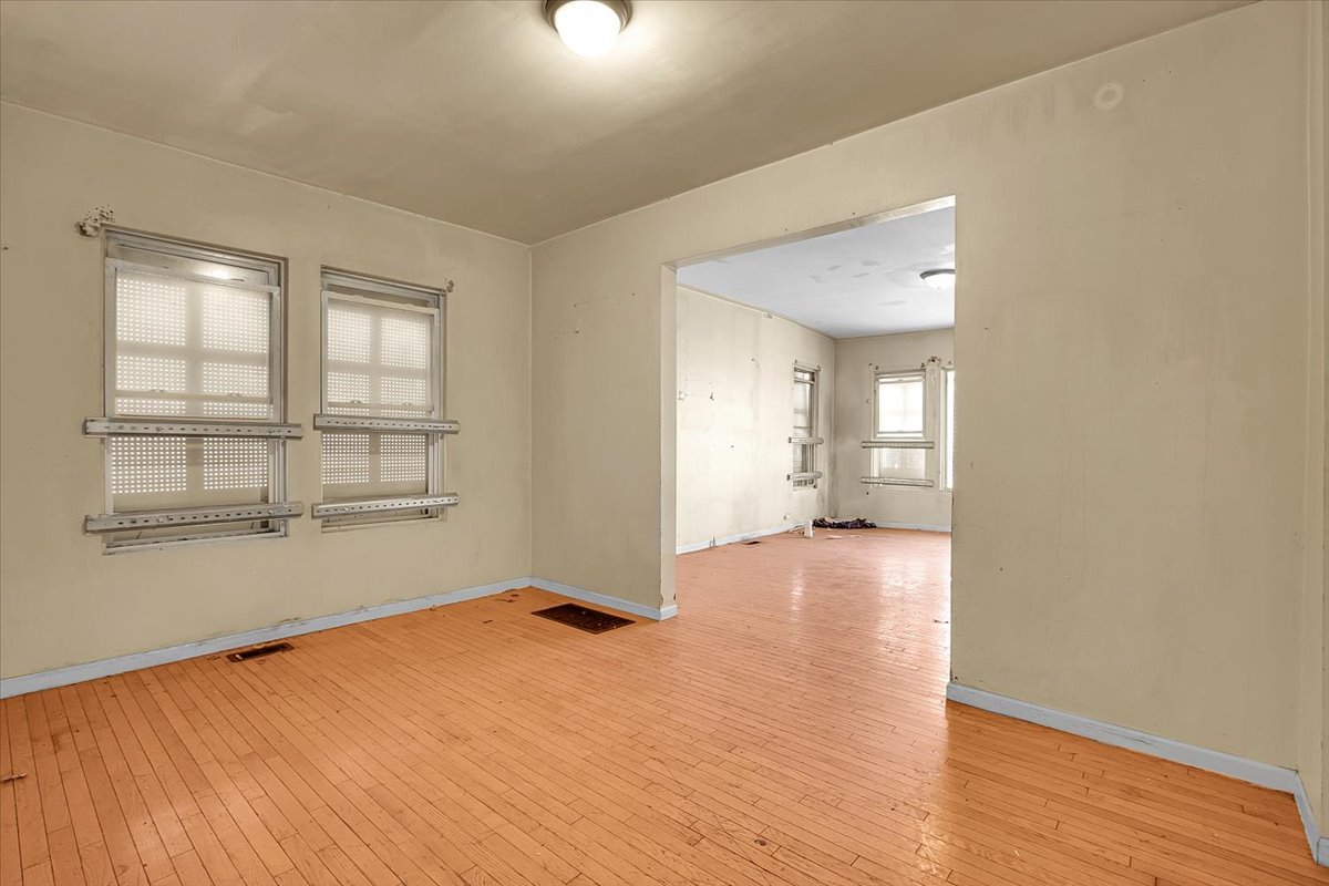 635 N Lorel Avenue, Chicago, IL 60644