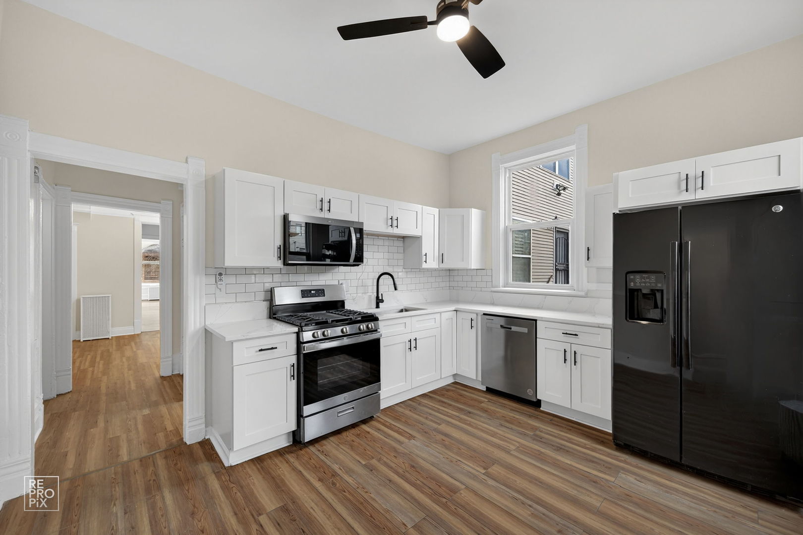 4754 S Langley Avenue, Chicago, IL 60615