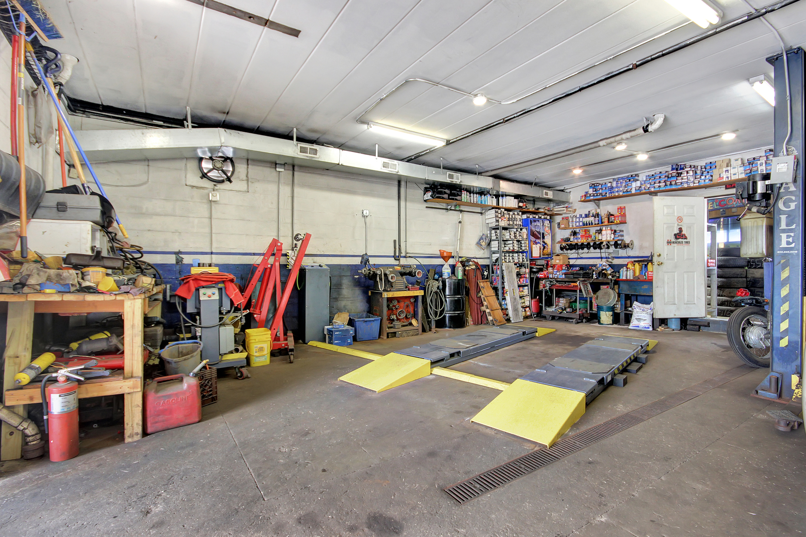 635 Burnham Avenue, Calumet City, IL 60409