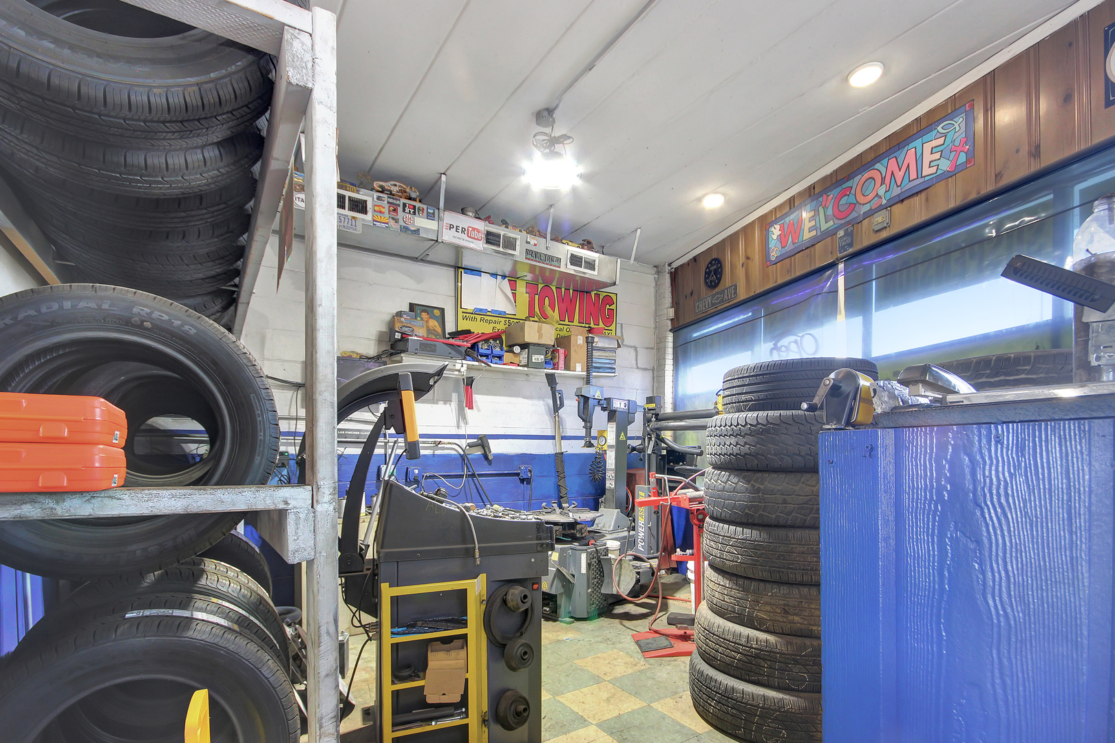 635 Burnham Avenue, Calumet City, IL 60409