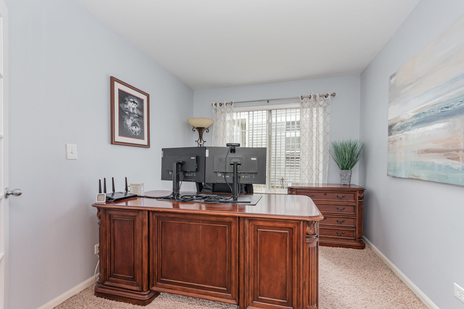 1024 N Camden Lane, South Elgin, IL 60177