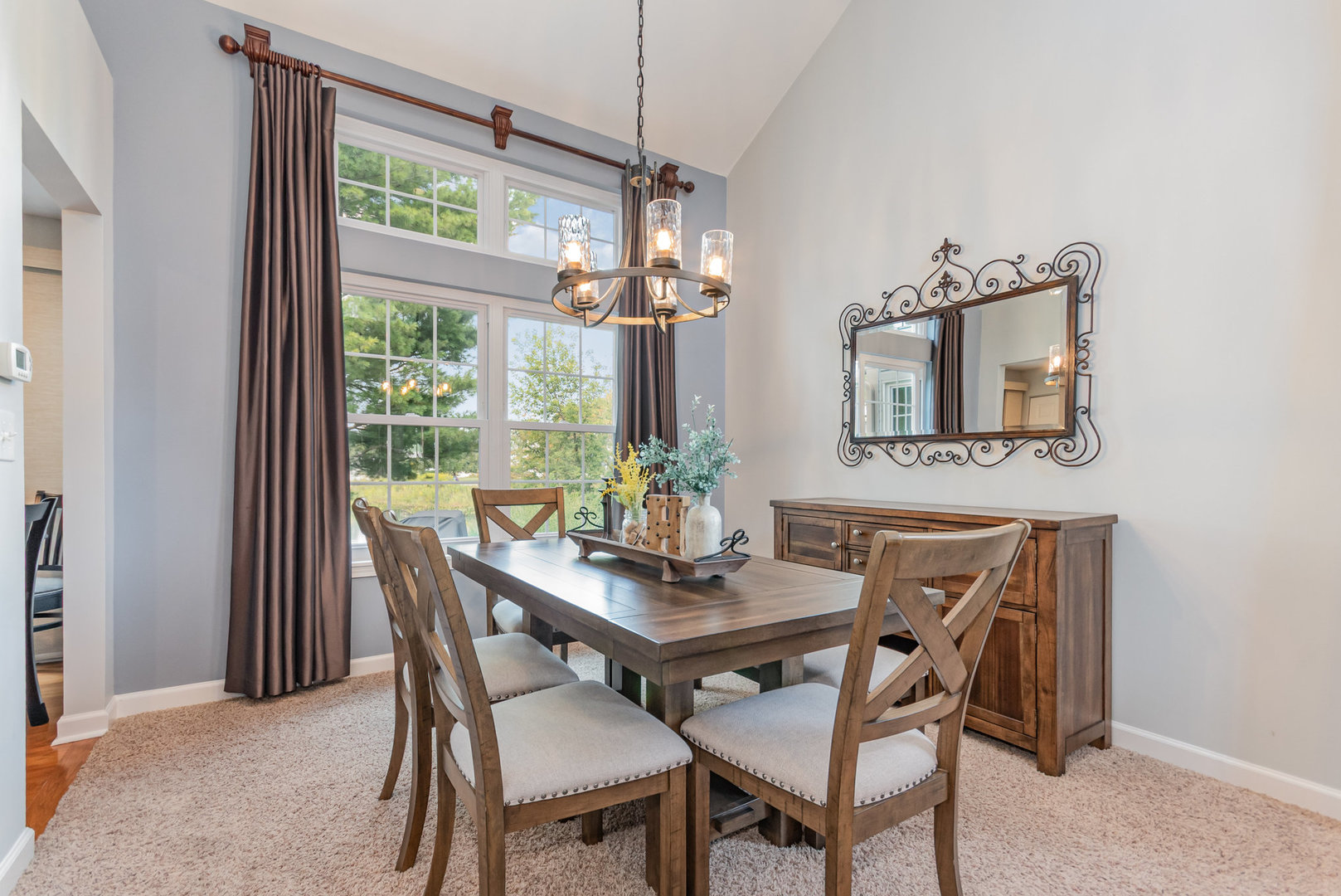 1024 N Camden Lane, South Elgin, IL 60177