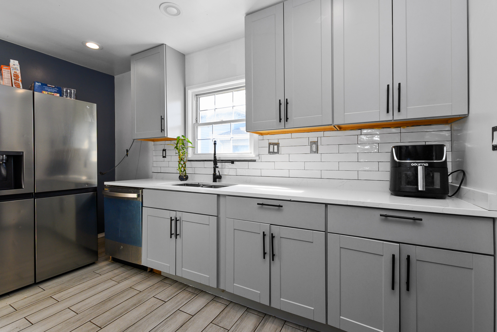 3359 Ann Street, Lansing, IL 60438