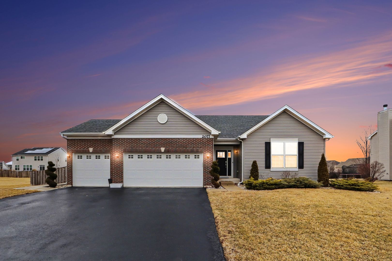 2077 Hearthstone Avenue, Yorkville, IL 60560