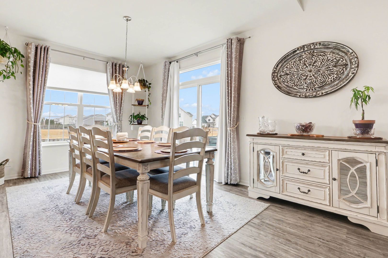 2077 Hearthstone Avenue, Yorkville, IL 60560