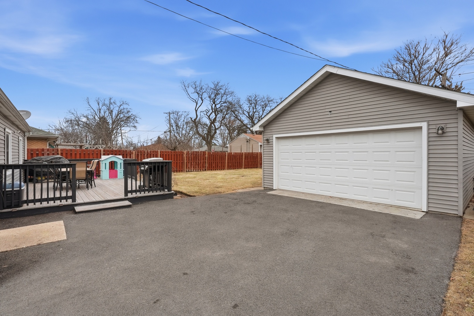 916 Barthelme Avenue, Joliet, IL 60435