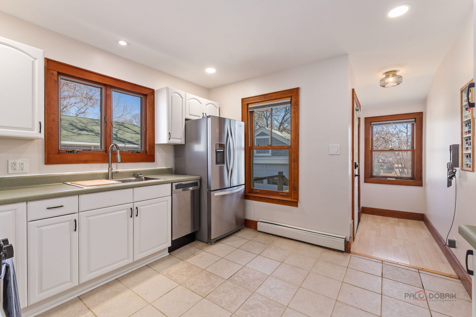 367 N Lake Street, Grayslake, IL 60030