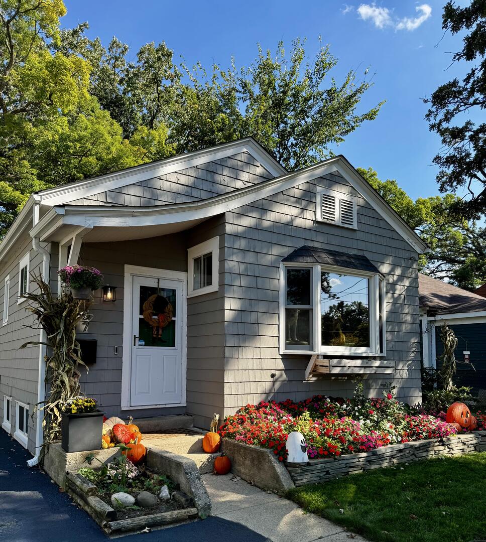 367 N Lake Street, Grayslake, IL 60030