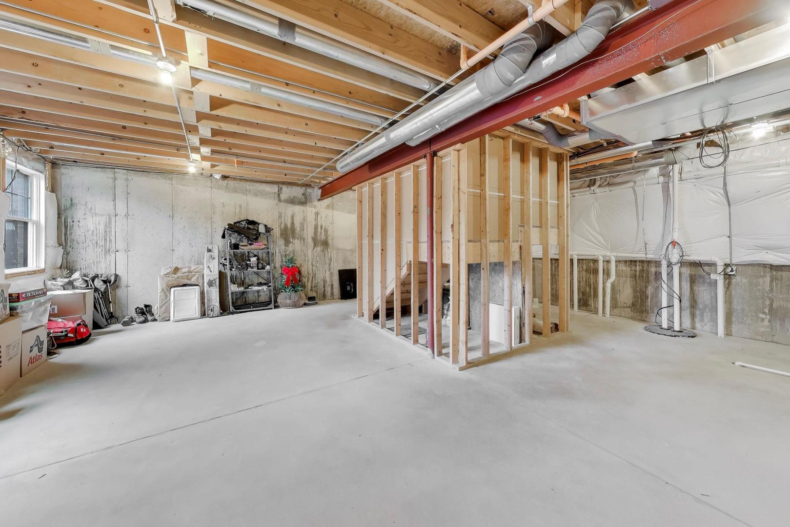 613 Bourbon Court, Naperville, IL 60565