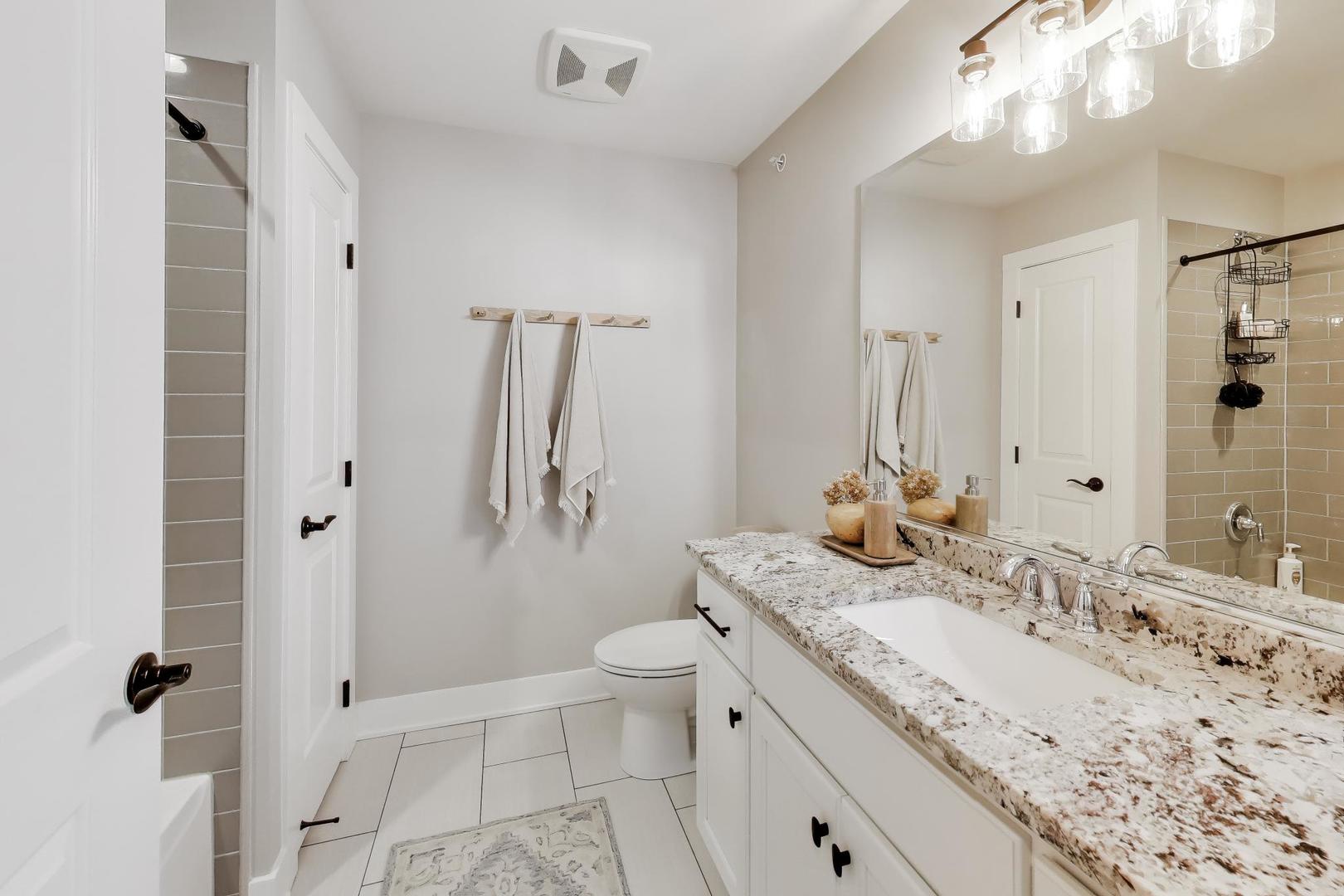 613 Bourbon Court, Naperville, IL 60565