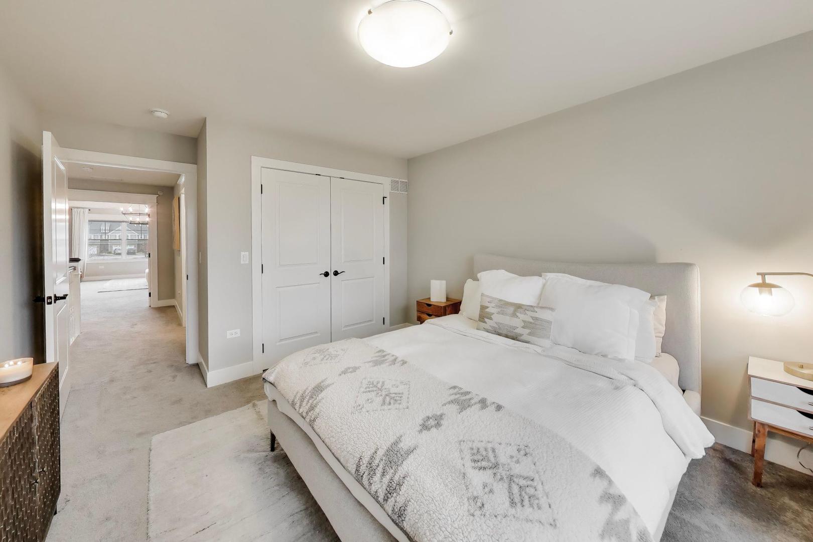 613 Bourbon Court, Naperville, IL 60565