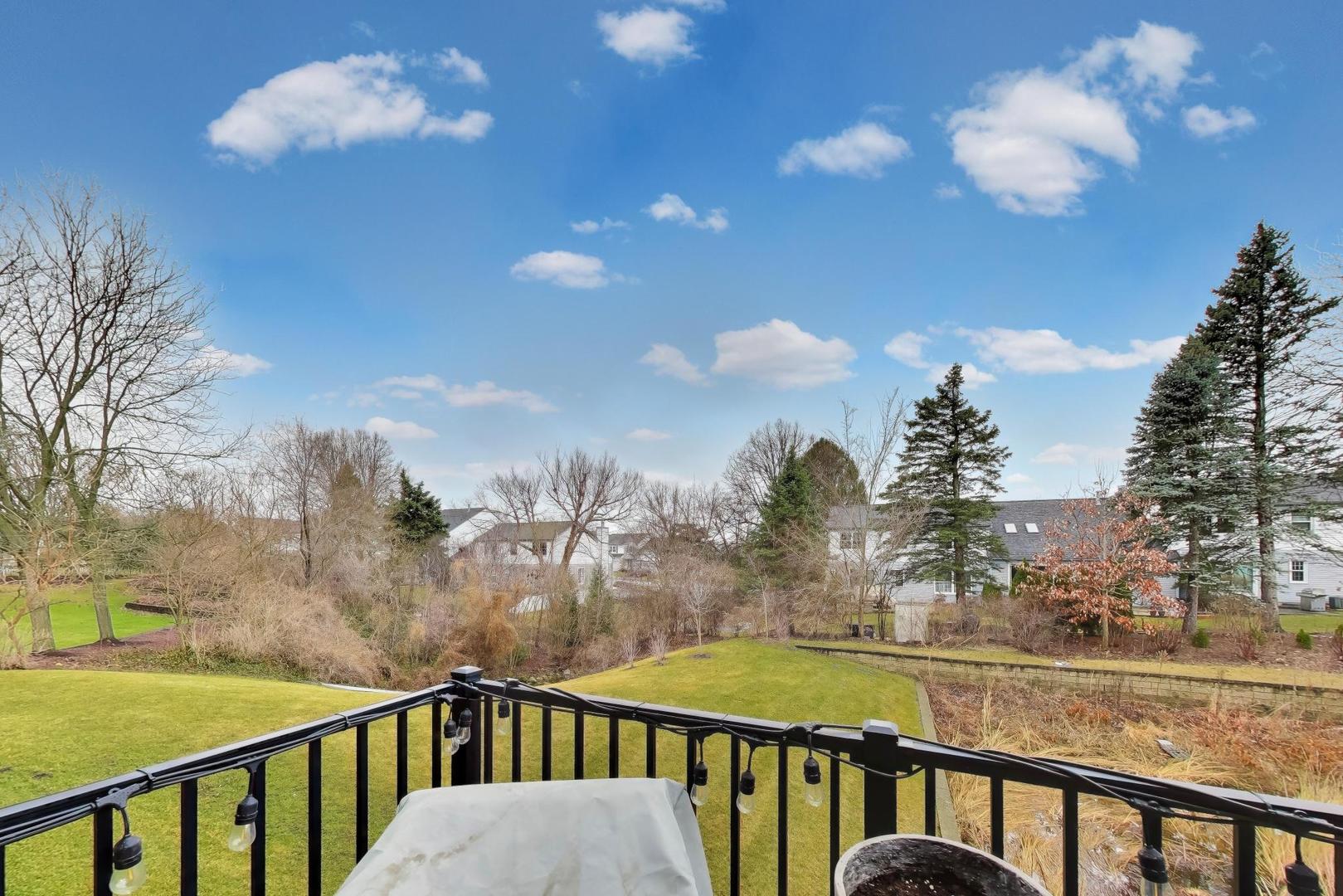 613 Bourbon Court, Naperville, IL 60565