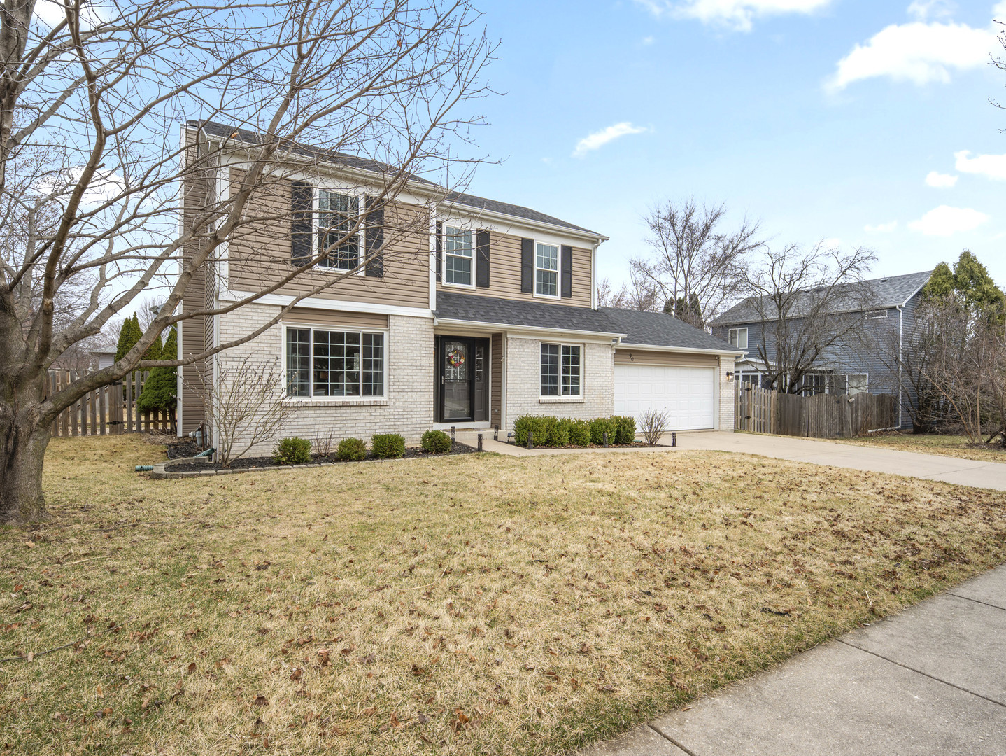 90 Arbor Avenue, Sugar Grove, IL 60554