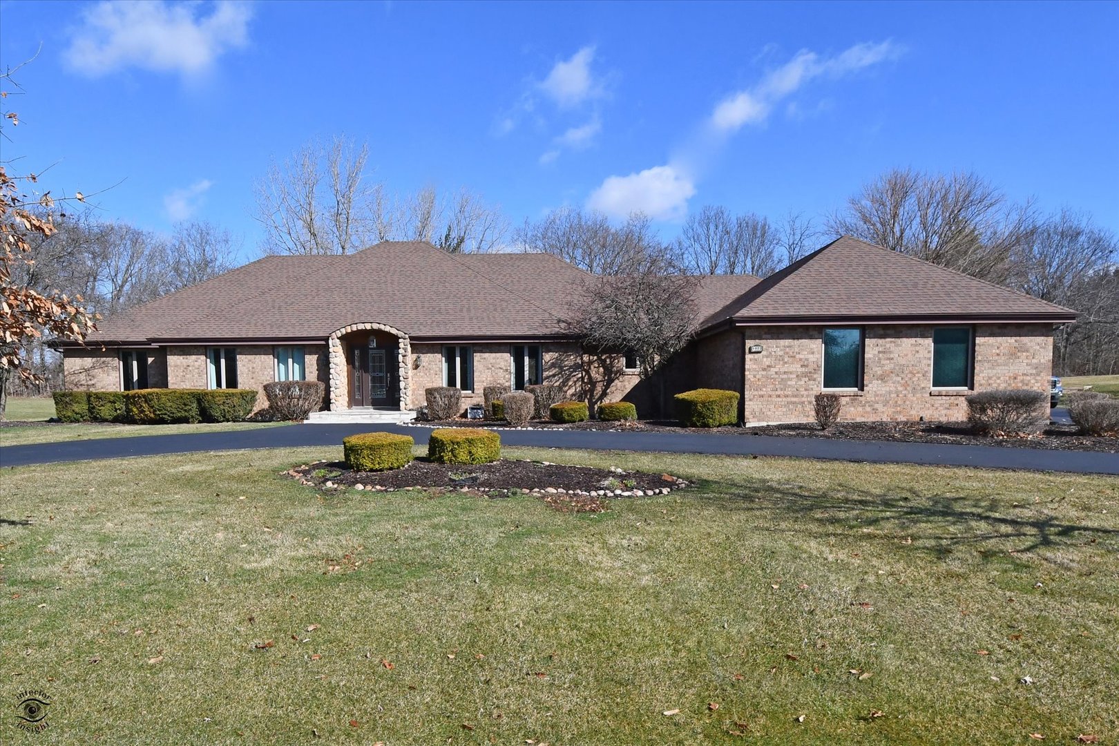 1022 Prestwick Drive, Frankfort, IL 60423
