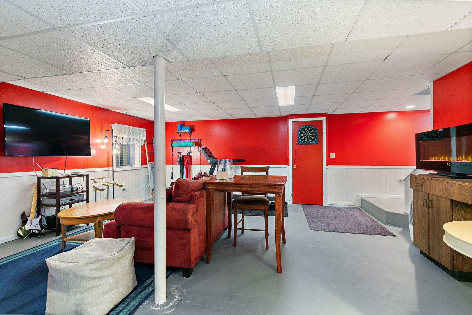 325 Stonegate Road, Algonquin, IL 60102