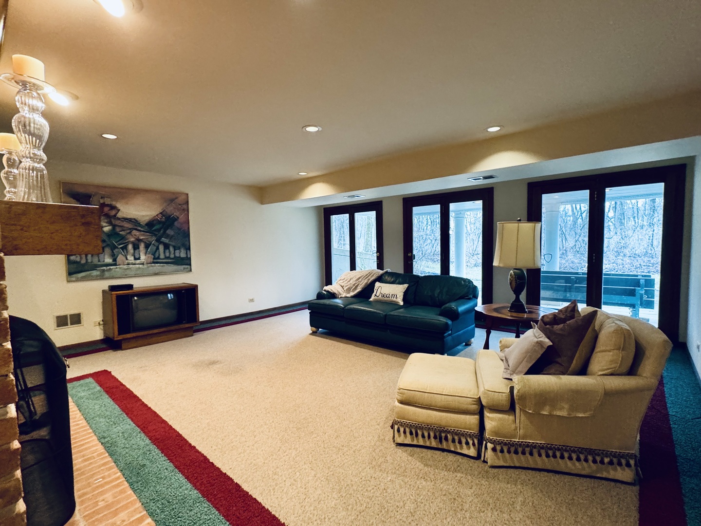 83 Oak Creek Drive, Yorkville, IL 60560