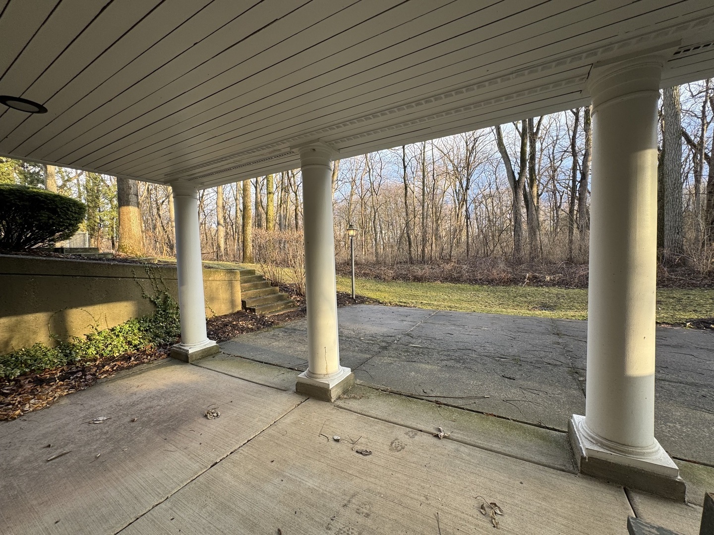 83 Oak Creek Drive, Yorkville, IL 60560