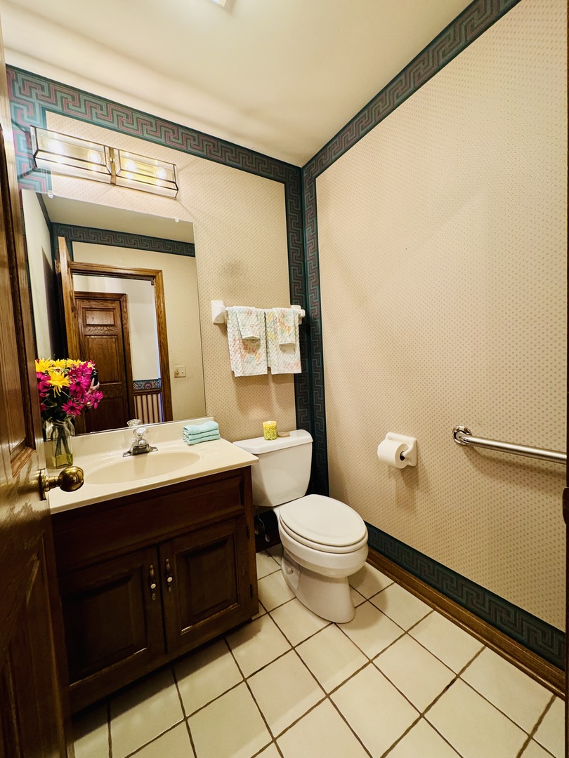 83 Oak Creek Drive, Yorkville, IL 60560