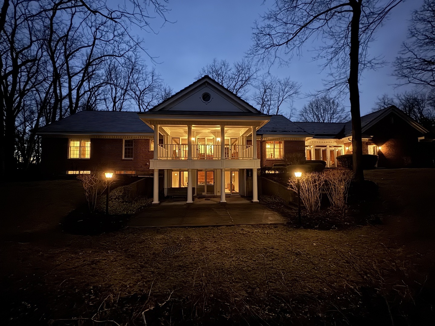 83 Oak Creek Drive, Yorkville, IL 60560