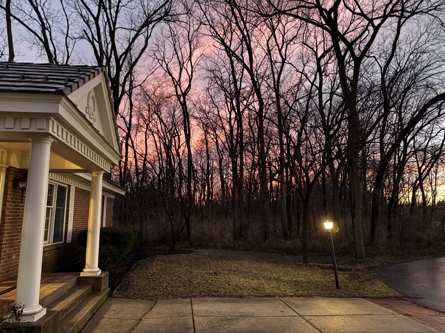 83 Oak Creek Drive, Yorkville, IL 60560