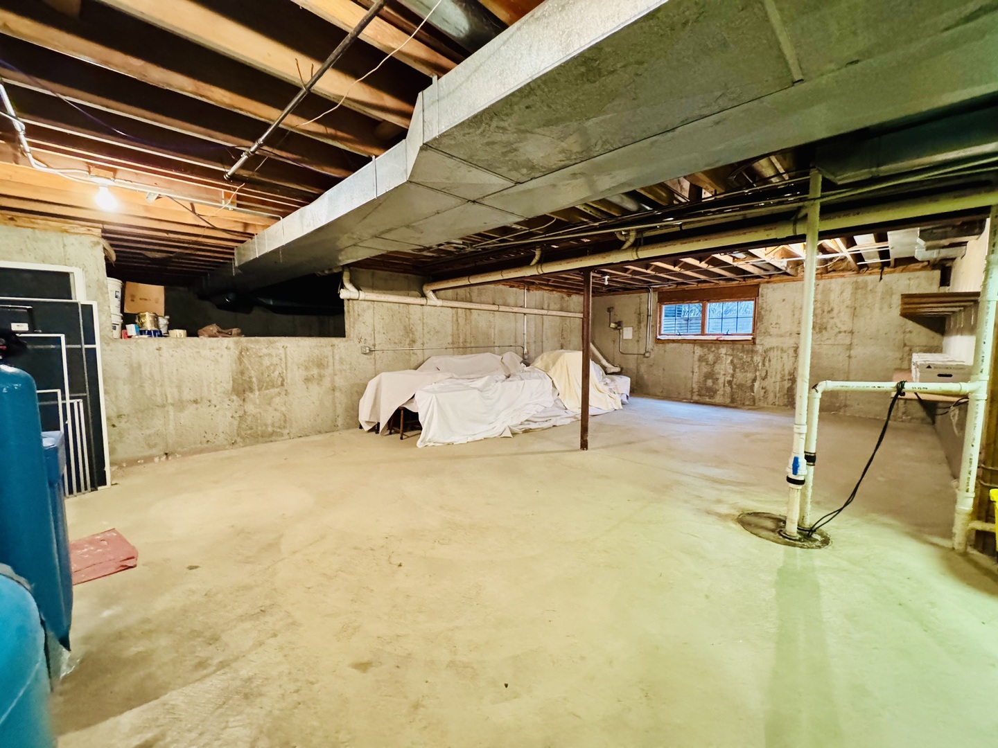 83 Oak Creek Drive, Yorkville, IL 60560