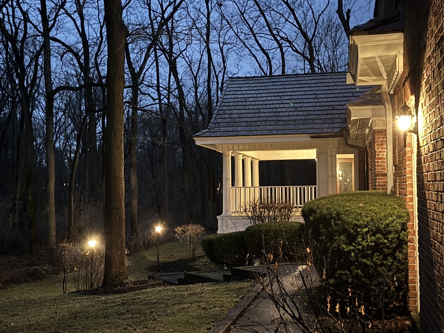 83 Oak Creek Drive, Yorkville, IL 60560