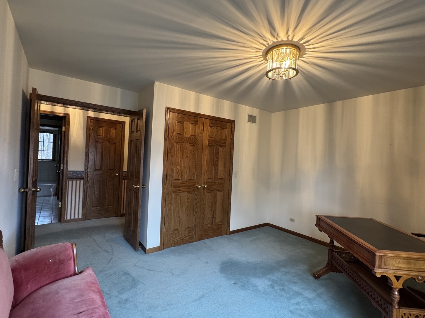 83 Oak Creek Drive, Yorkville, IL 60560