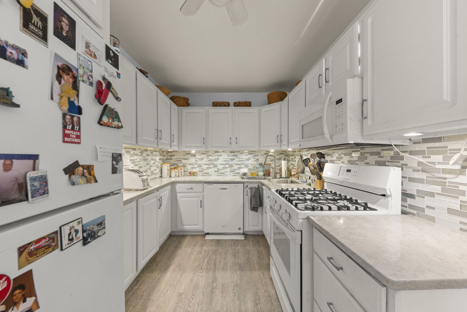 2646 N Mont Clare Avenue, Chicago, IL 60707