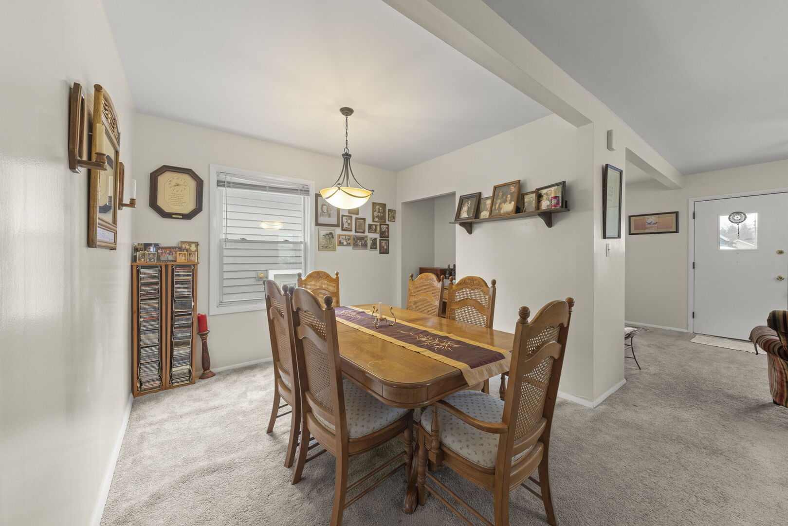 2646 N Mont Clare Avenue, Chicago, IL 60707