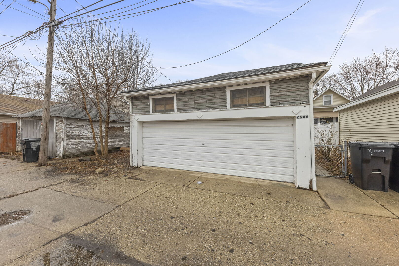 2646 N Mont Clare Avenue, Chicago, IL 60707