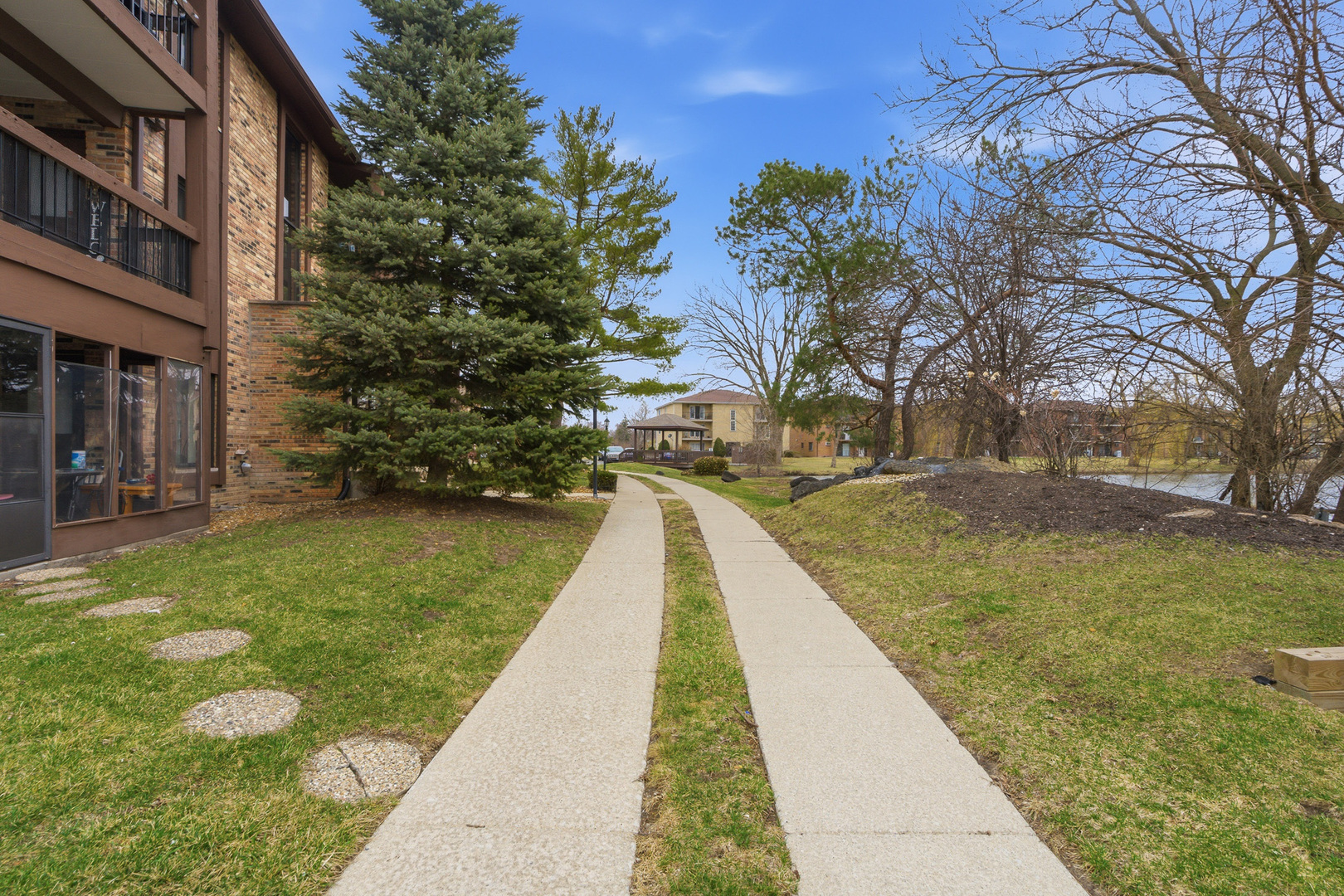 7505 175th Street #133, Tinley Park, IL 60477