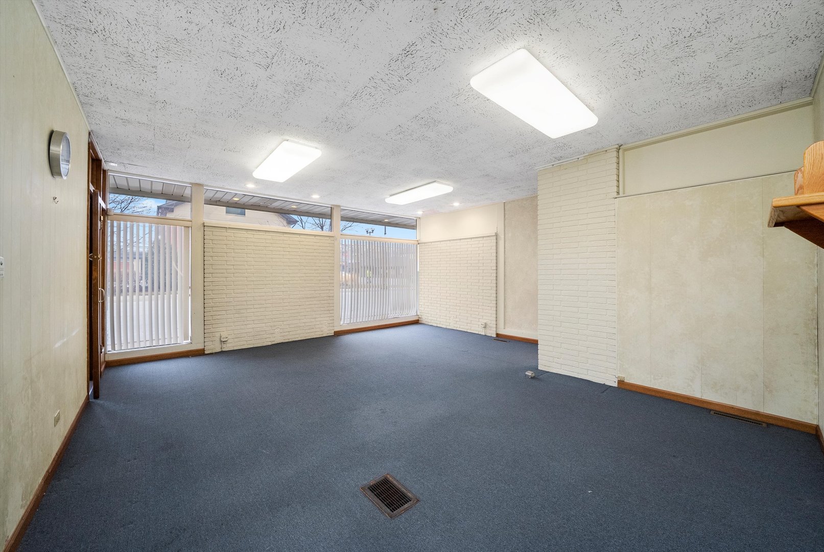 5346 W 95th Street, Oak Lawn, IL 60453