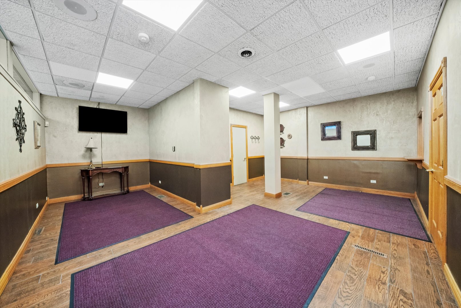 5346 W 95th Street, Oak Lawn, IL 60453