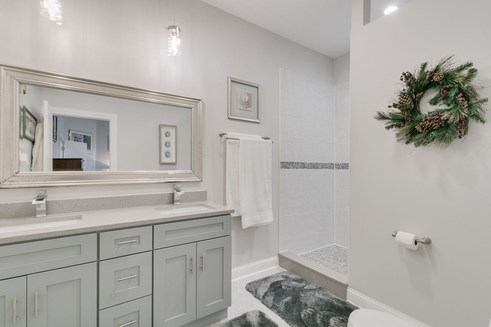 3239 Wesley Avenue, Berwyn, IL 60402