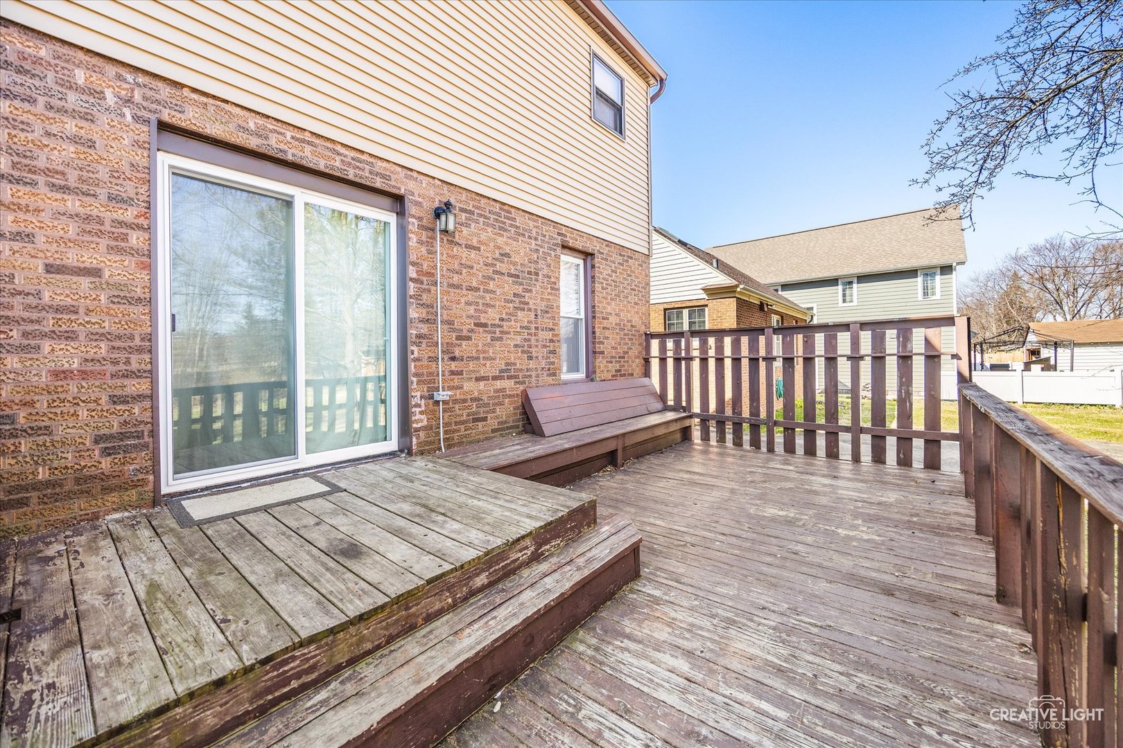 28W608 Ray Street, Warrenville, IL 60555