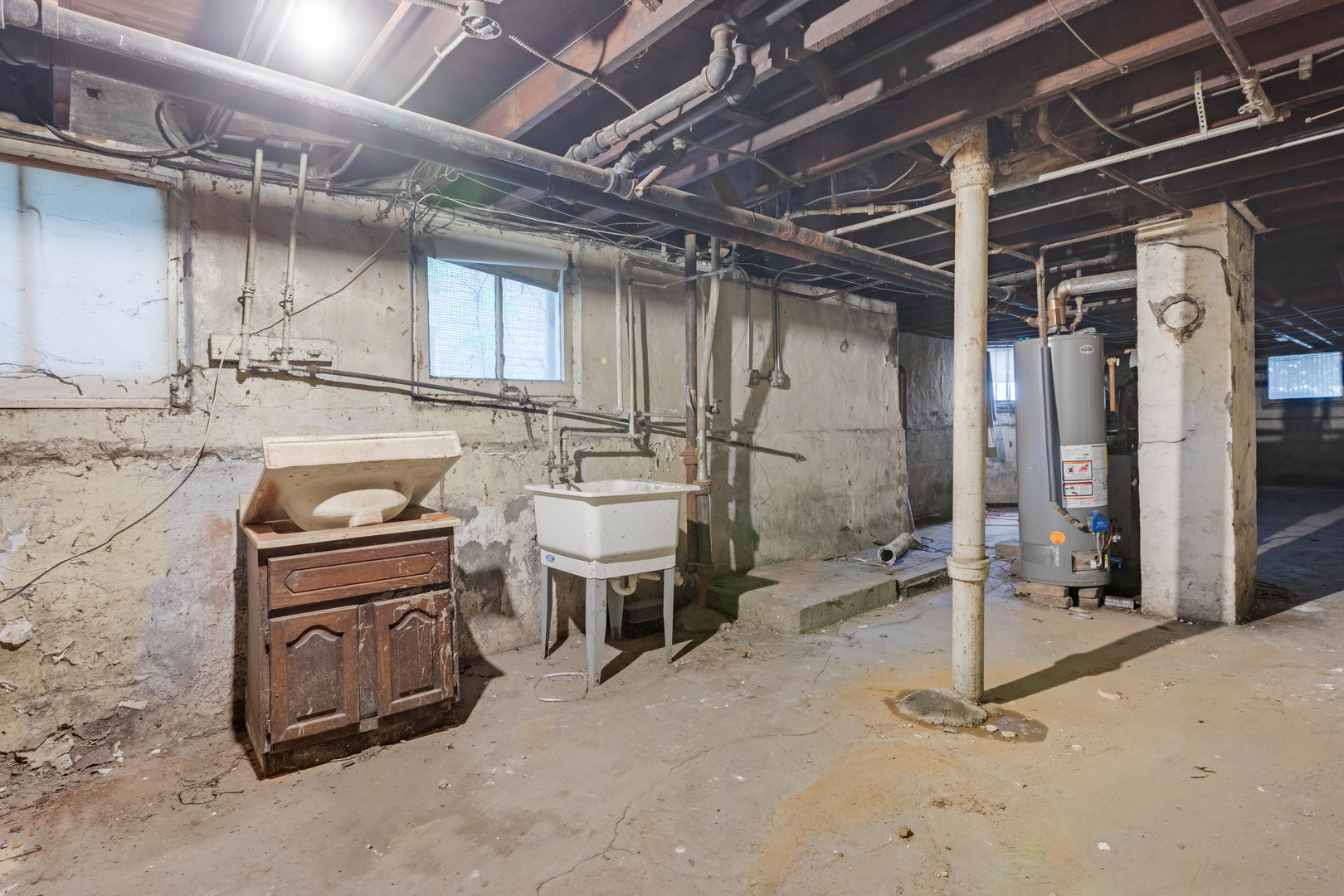1029 N Leamington Avenue, Chicago, IL 60651